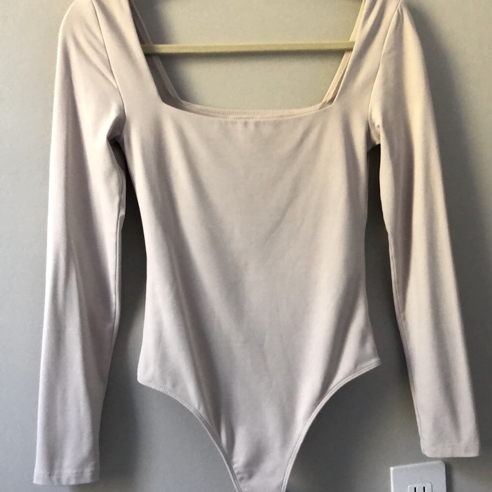 Aritzia Contour Longsleeve Bodysuit Denude